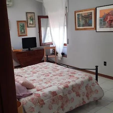 Pier Guest house